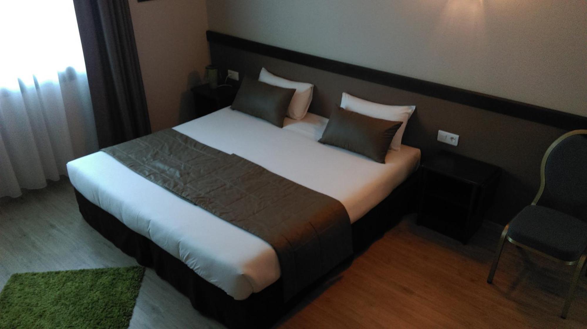 Hotel Particulier Villa Des Marais La Chevroliere Room photo